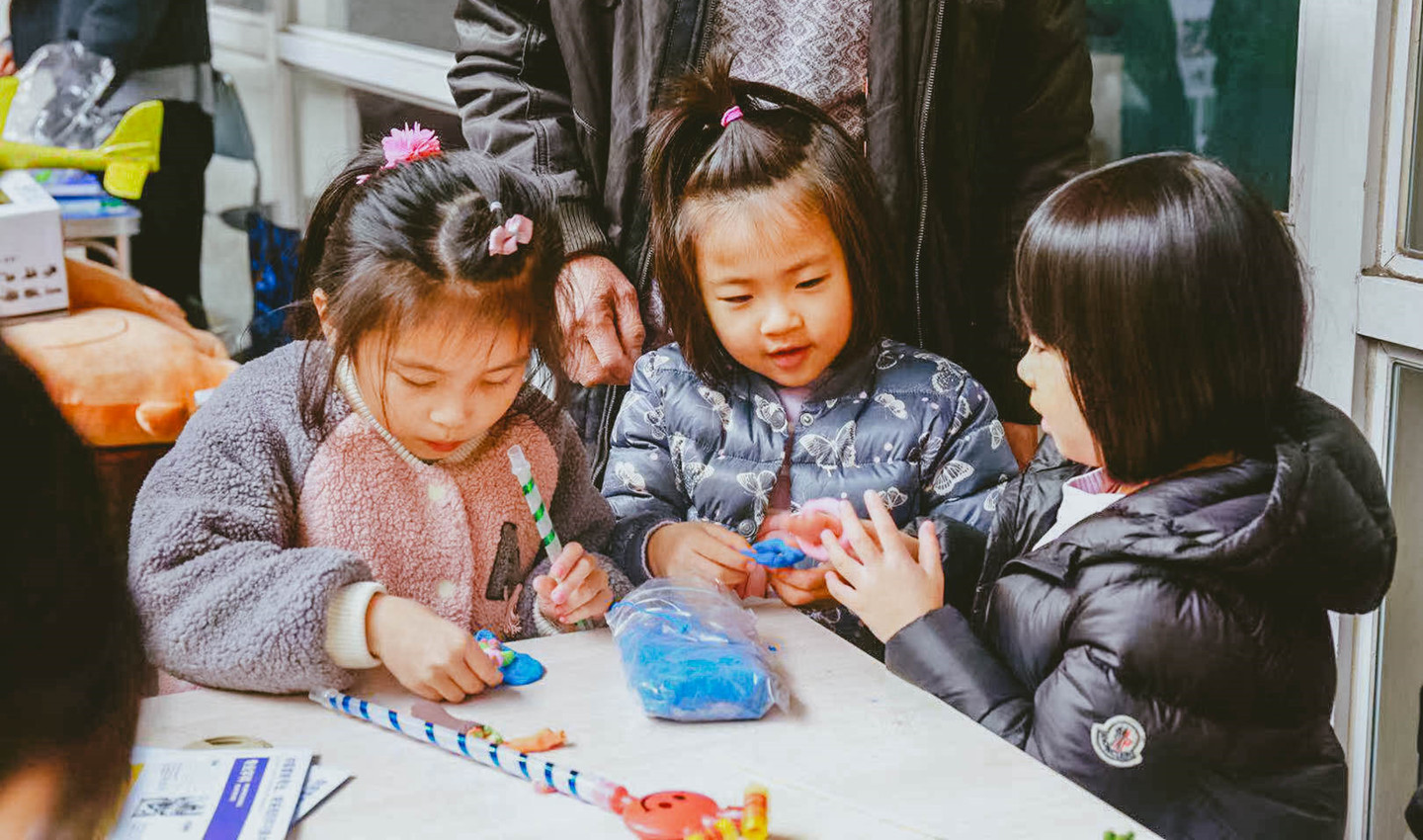 暖心圣诞节|万家平安夜，珍藏一段欢笑与温暖...